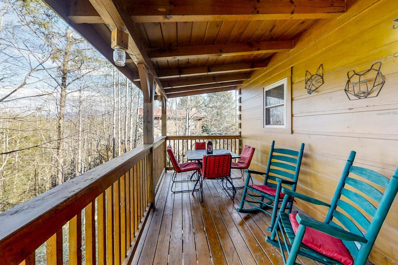Bearadise Resort ガトリンバーグ エクステリア 写真
